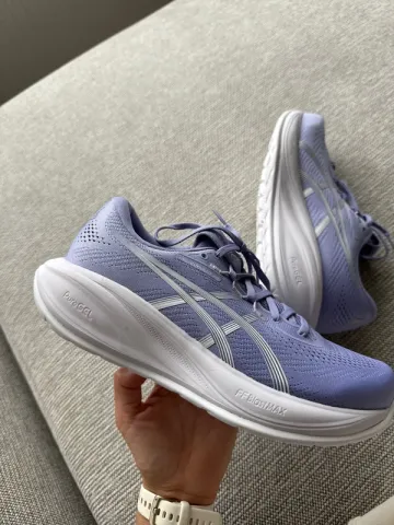 Used Asics Gel-Cumulus 28 bike — image 6 of 9