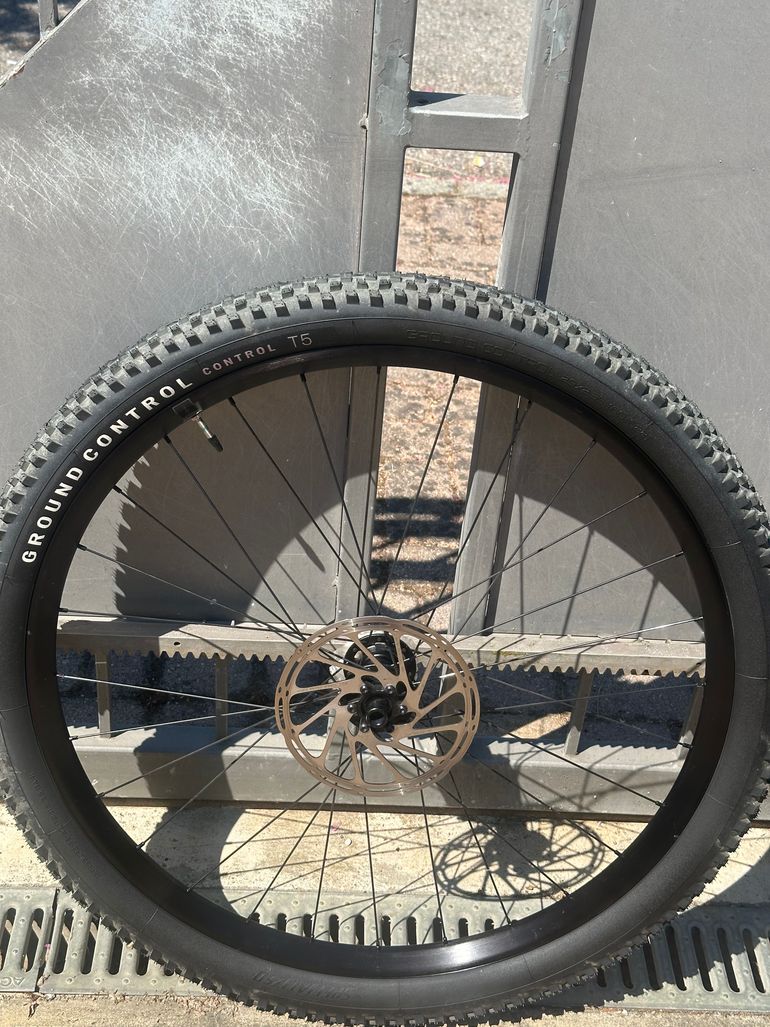 Used Specialized 29 Alloy Wheelset 2022 bike — image 9 of 9