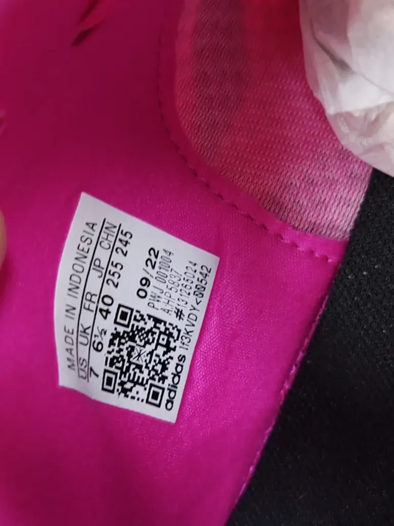 Used Adidas Run Falcon bike — image 9 of 10