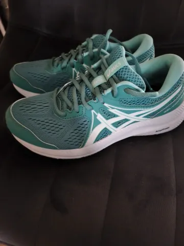 Used Asics sneakers bike — image 1 of 7