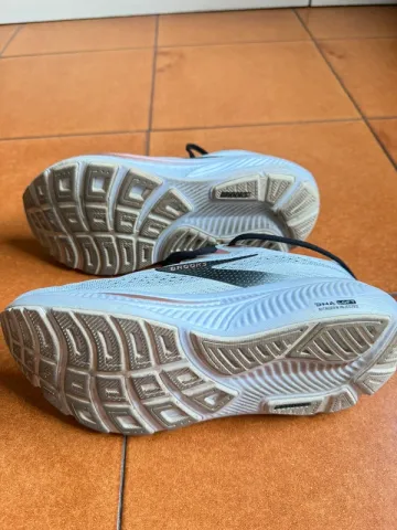Used Brooks Ghost 17 bike — image 7 of 7