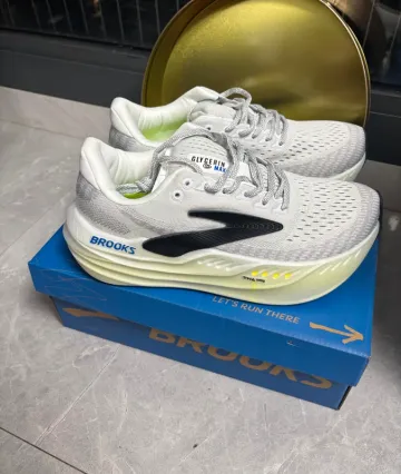 Used Brooks Glycerin Max bike — image 1 of 7