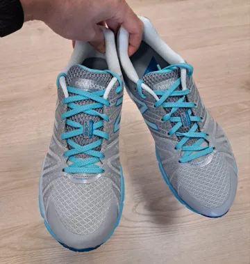 Tweedehands New Balance 890 bike — afbeelding 4 van 7