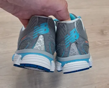 Tweedehands New Balance 890 bike — afbeelding 3 van 7