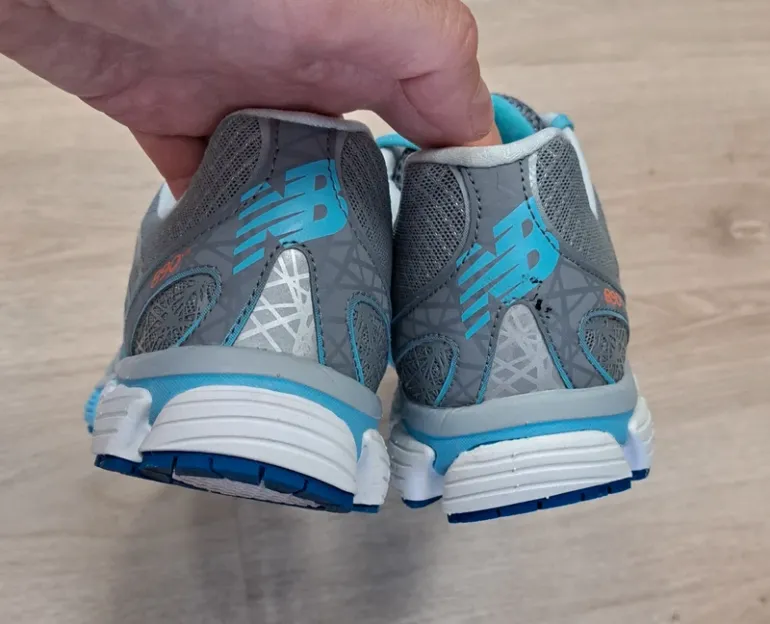 Tweedehands New Balance 890 bike — afbeelding 3 van 7