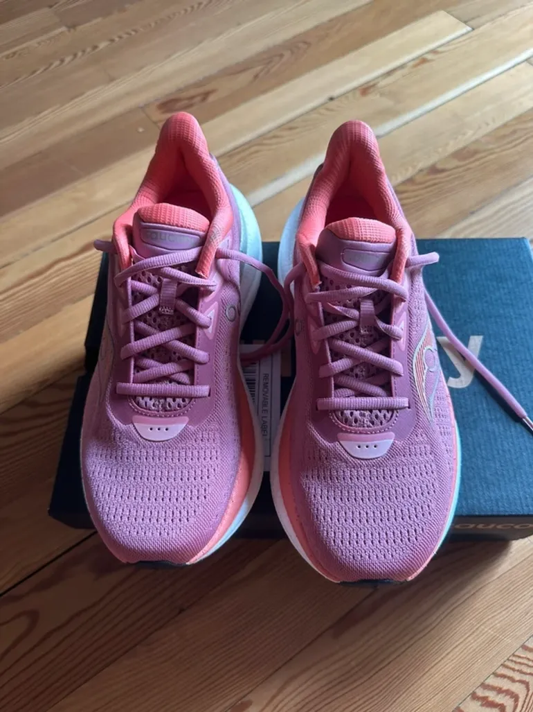 Used Saucony Triumph 23 bike — image 4 of 6