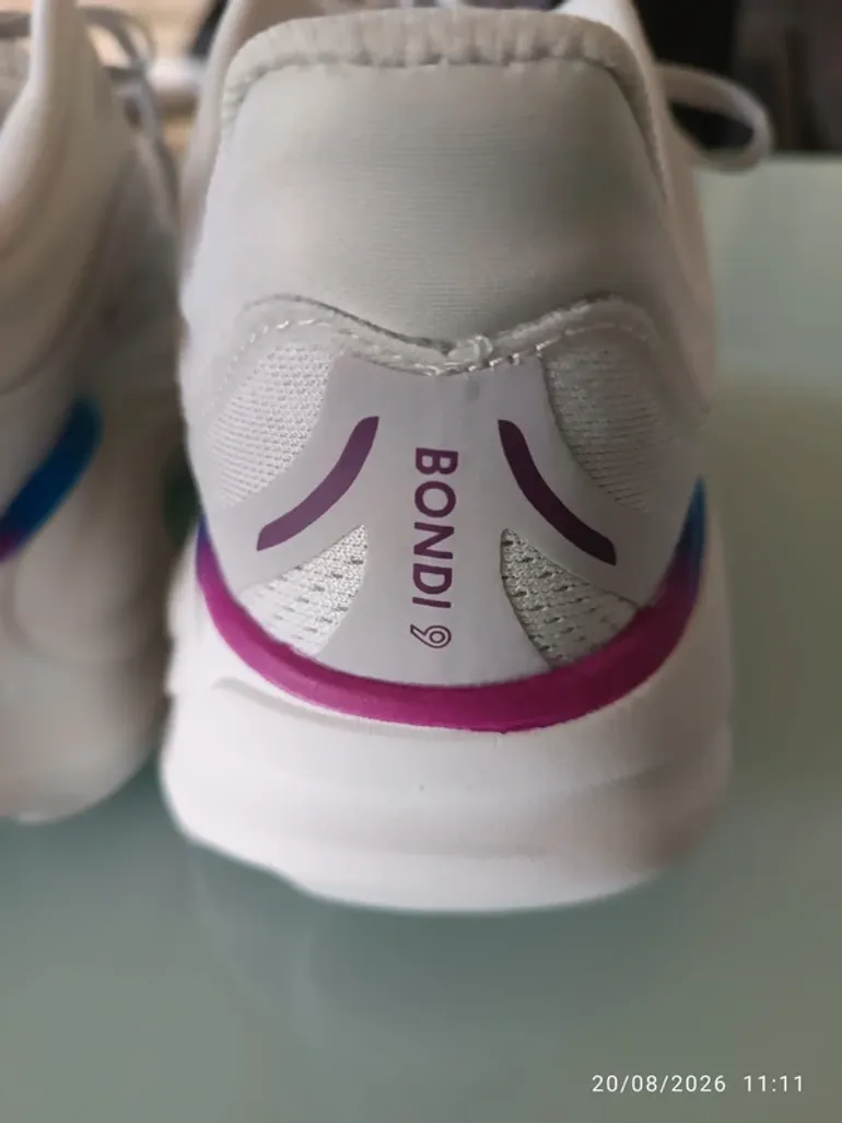 Used Hoka Bondi bike — image 2 of 9