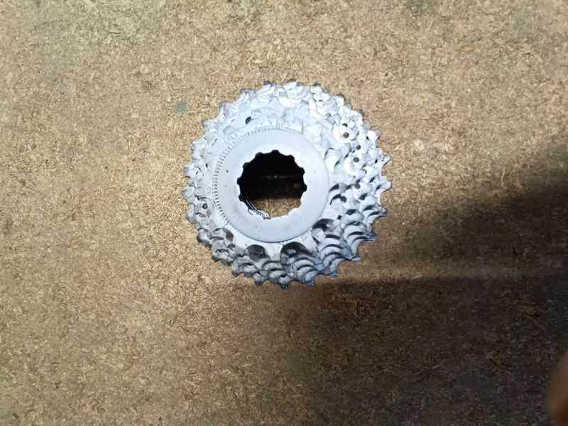 Used Sunrace Cassette 8 Vitesses 12-25 Drivetrain & Pedals