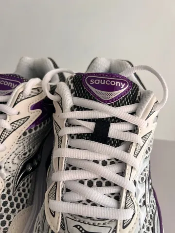 Used Saucony Omni 9 bike — image 9 of 10