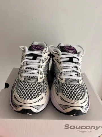 Used Saucony Omni 9 bike — image 2 of 10