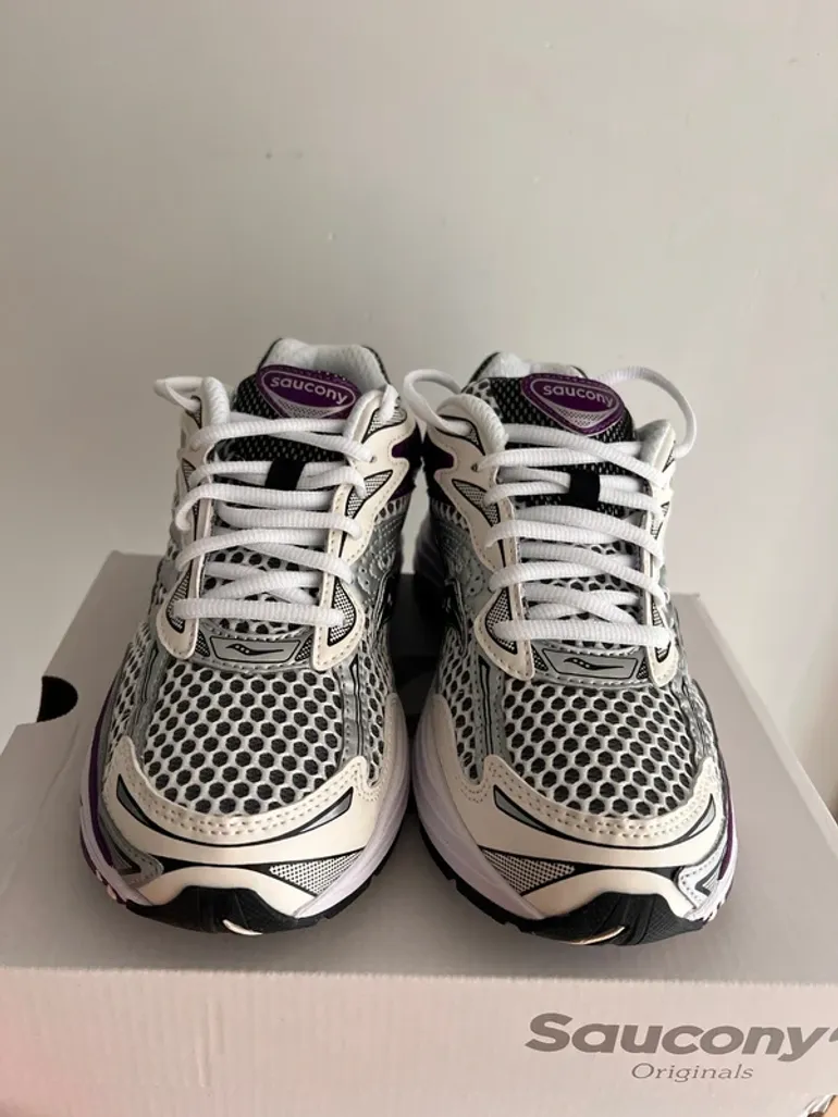 Used Saucony Omni 9 bike — image 2 of 10