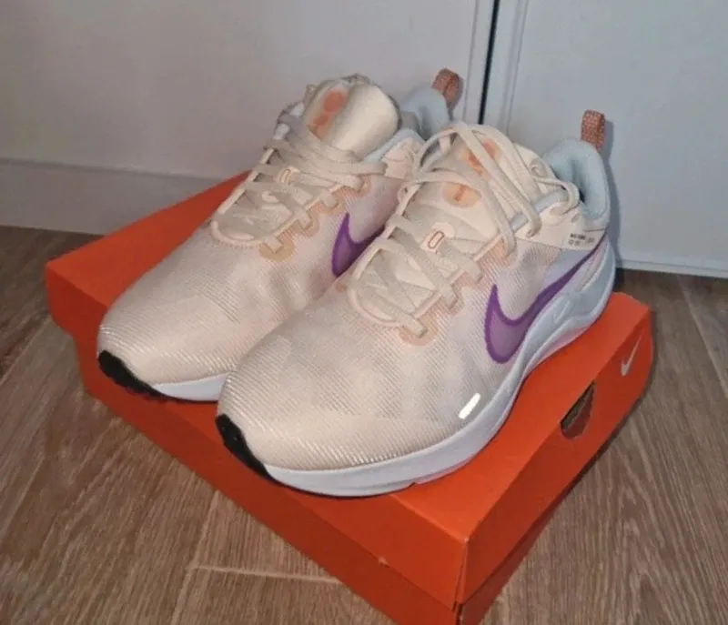 Gebrauchtes Nike Downshifter 12 Running Shoes