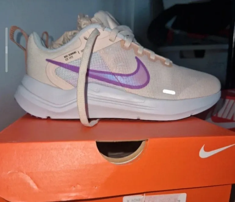 Nike Downshifter 12 bike d'occasion — image 3 sur 5