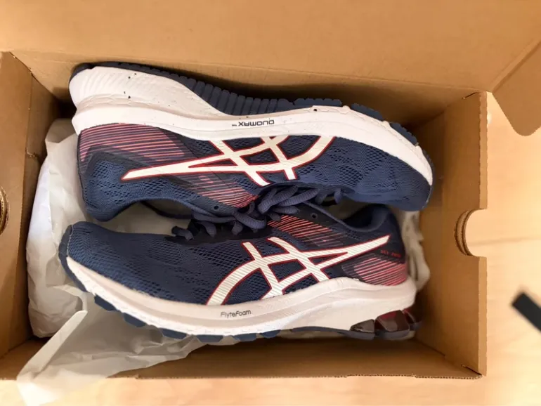 Used Asics Gel bike — image 2 of 4