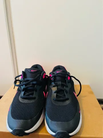 Used Nike Schuhe bike — image 3 of 5
