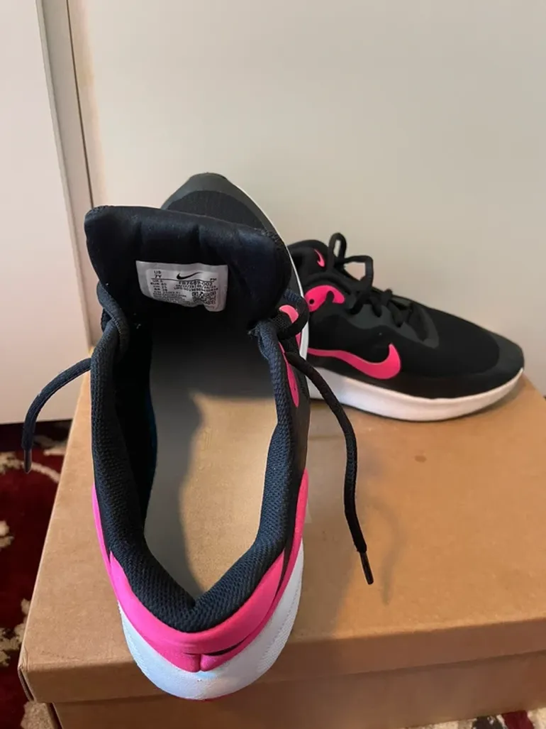 Used Nike Schuhe bike — image 5 of 5