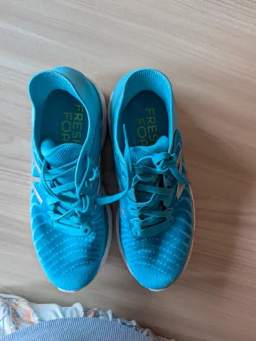 Used New Balance Running Shoes bike — image 7 of 8