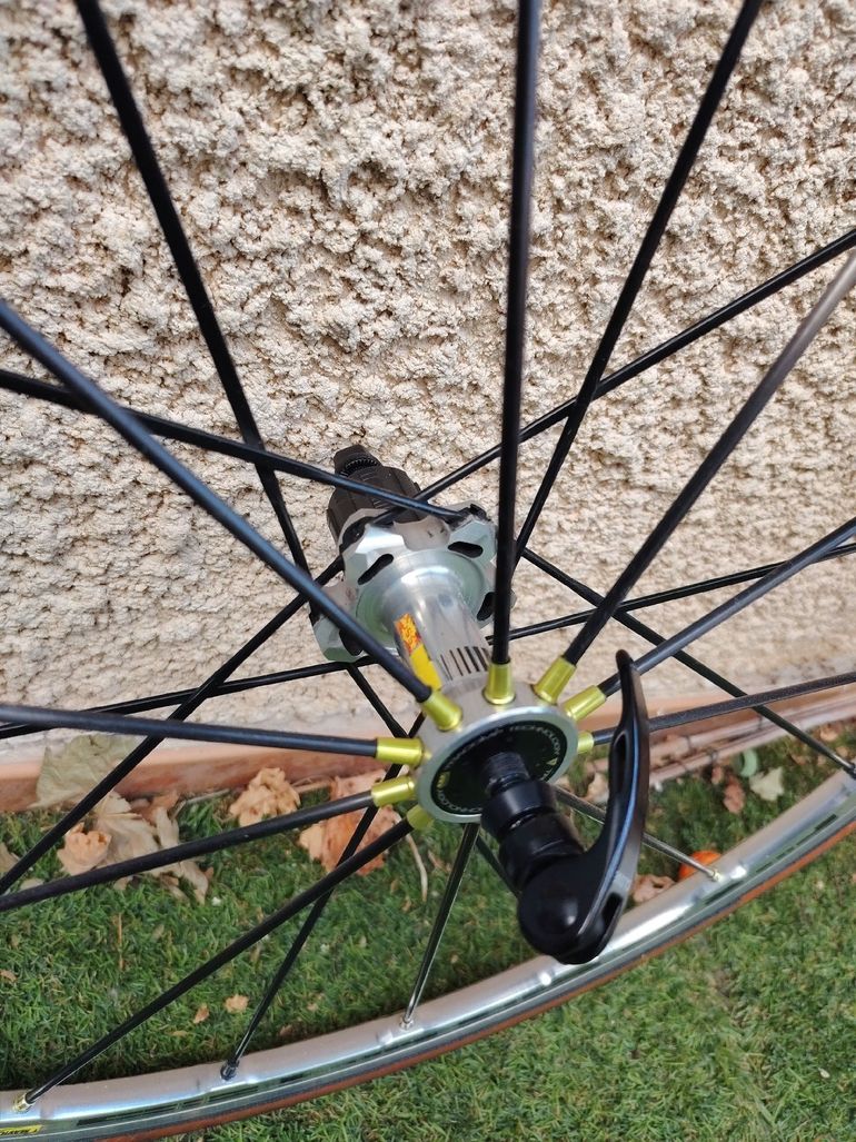 Używany Mavic R-Sys Wheelset 2014 bike — zdjęcie 3 z 10