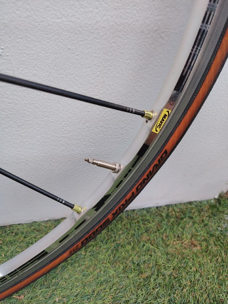 Używany Mavic R-Sys Wheelset 2014 bike — zdjęcie 9 z 10
