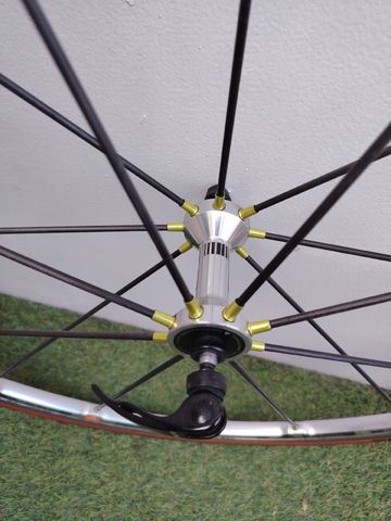 Używany Mavic R-Sys Wheelset 2014 bike — zdjęcie 4 z 10