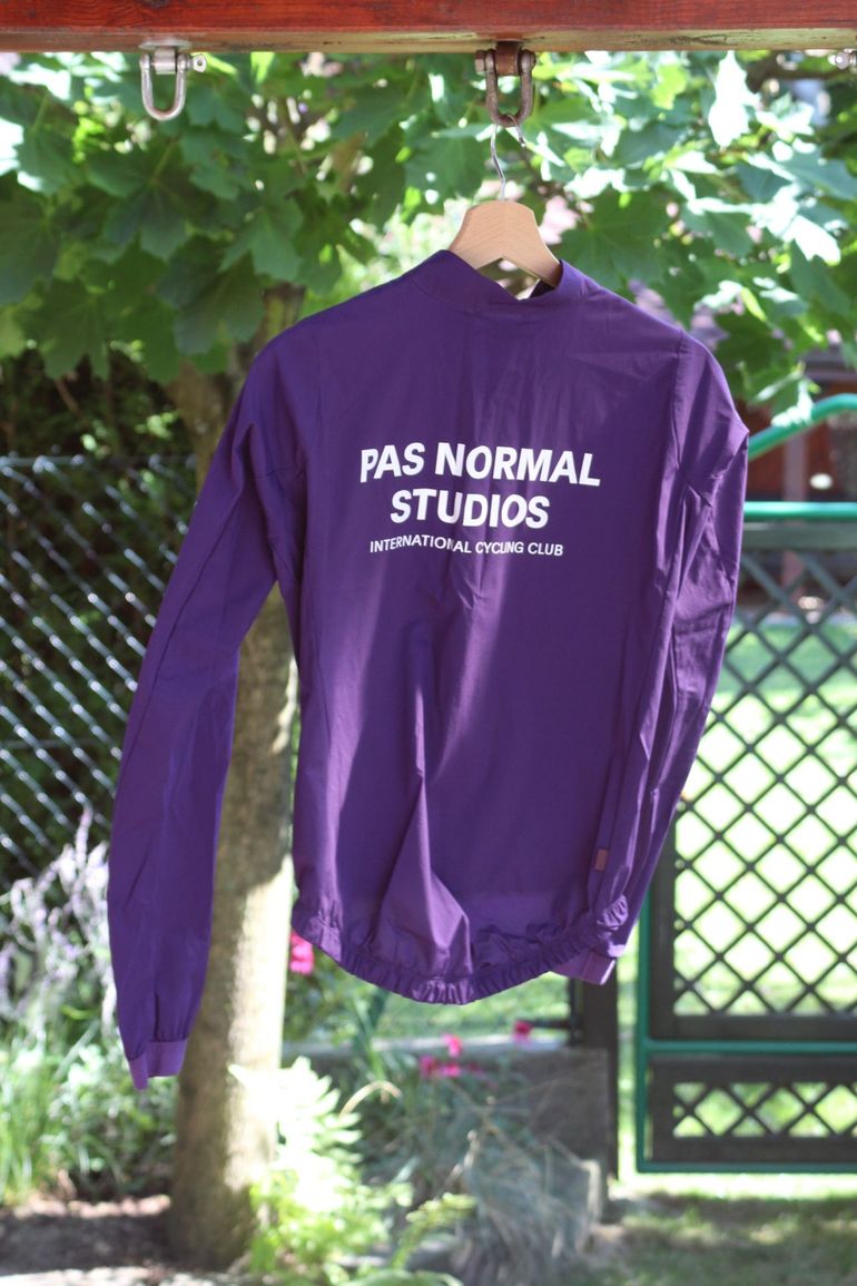 Brugt Pas Normal Studios Men's Mechanism Stow Away Jacket bike — billede 2 af 3