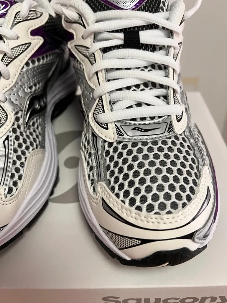Used Saucony Progrid Omni 9 bike — image 8 of 12