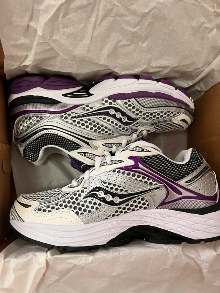 Used Saucony Progrid Omni 9 bike — image 2 of 12