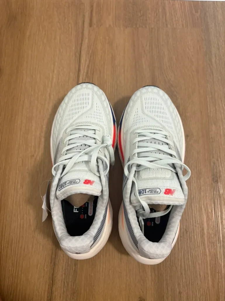 Used New Balance Fresh Foam X More v6 bike — image 4 of 9