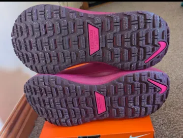 Used Nike Gore-Tex Running Shoes bike — image 4 of 4