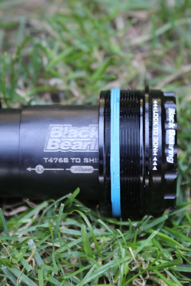 Używany black bearing T4768 Bottom Bracket bike — zdjęcie 2 z 3