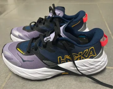 Used Hoka Speedgoat 7 bike — image 3 of 5