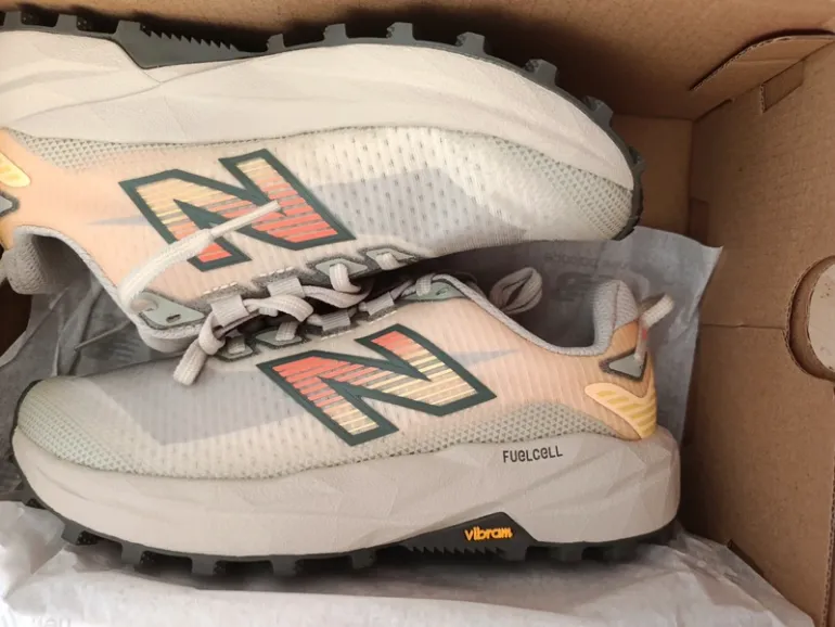 Used New Balance Rebel Trail bike — image 5 of 10