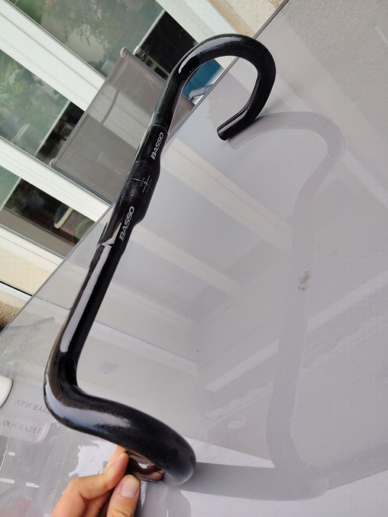 Used Basso Handlebar 2025 bike — image 2 of 11