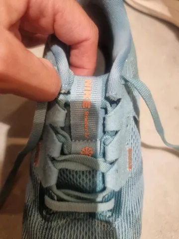Nike Running shoes bike d'occasion — image 3 sur 6