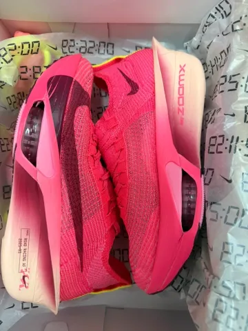 Used Nike Zoom Alphafly bike — image 1 of 9