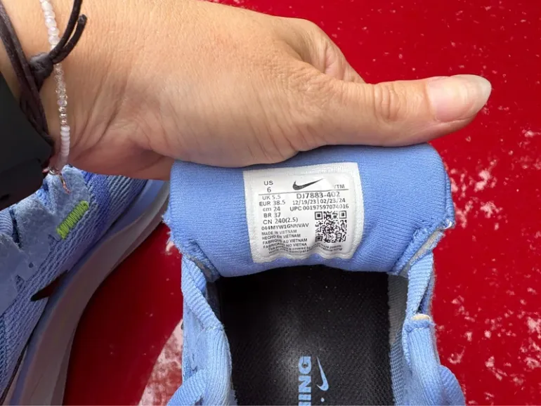 Used Nike AIR ZOOM STRUCTURE 25 bike — image 4 of 4