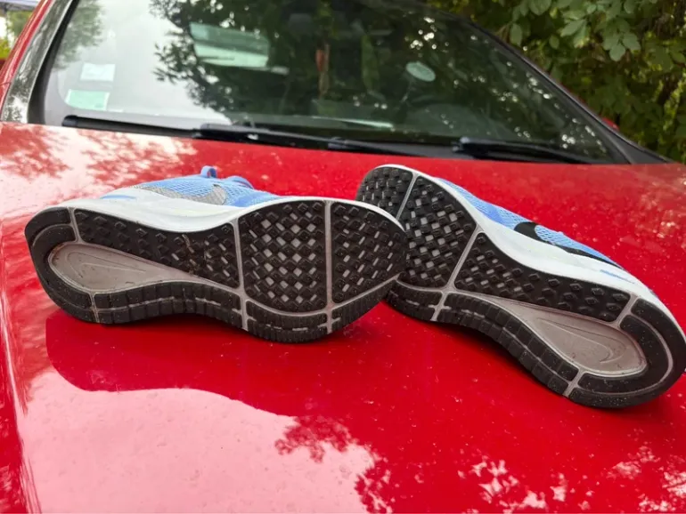Used Nike AIR ZOOM STRUCTURE 25 bike — image 2 of 4