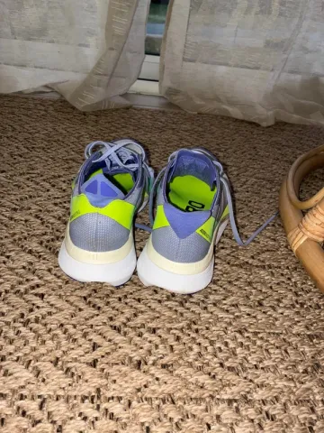 Used Adidas adizero 12 bike — image 4 of 5