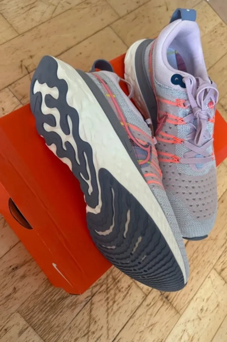 Tweedehands Nike Running Schuhe bike — afbeelding 2 van 4