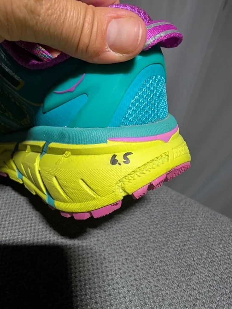 Used Hoka Challenger ATR 2 bike — image 5 of 8