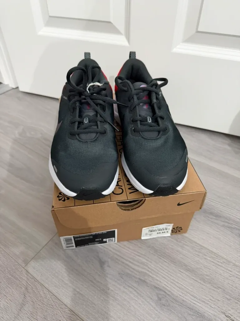 Used Nike Laufschuhe Sneaker Gr. 39 bike — image 4 of 4