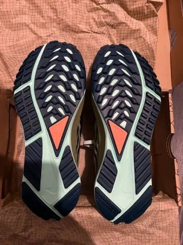 Used Nike Trail Running Shoes bike — image 7 of 7
