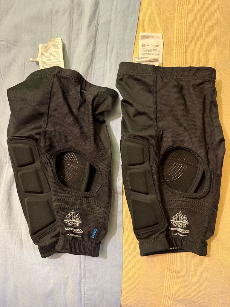 Brugt LEATT AirFlex Pro Knee Guard 2024 bike — billede 2 af 3