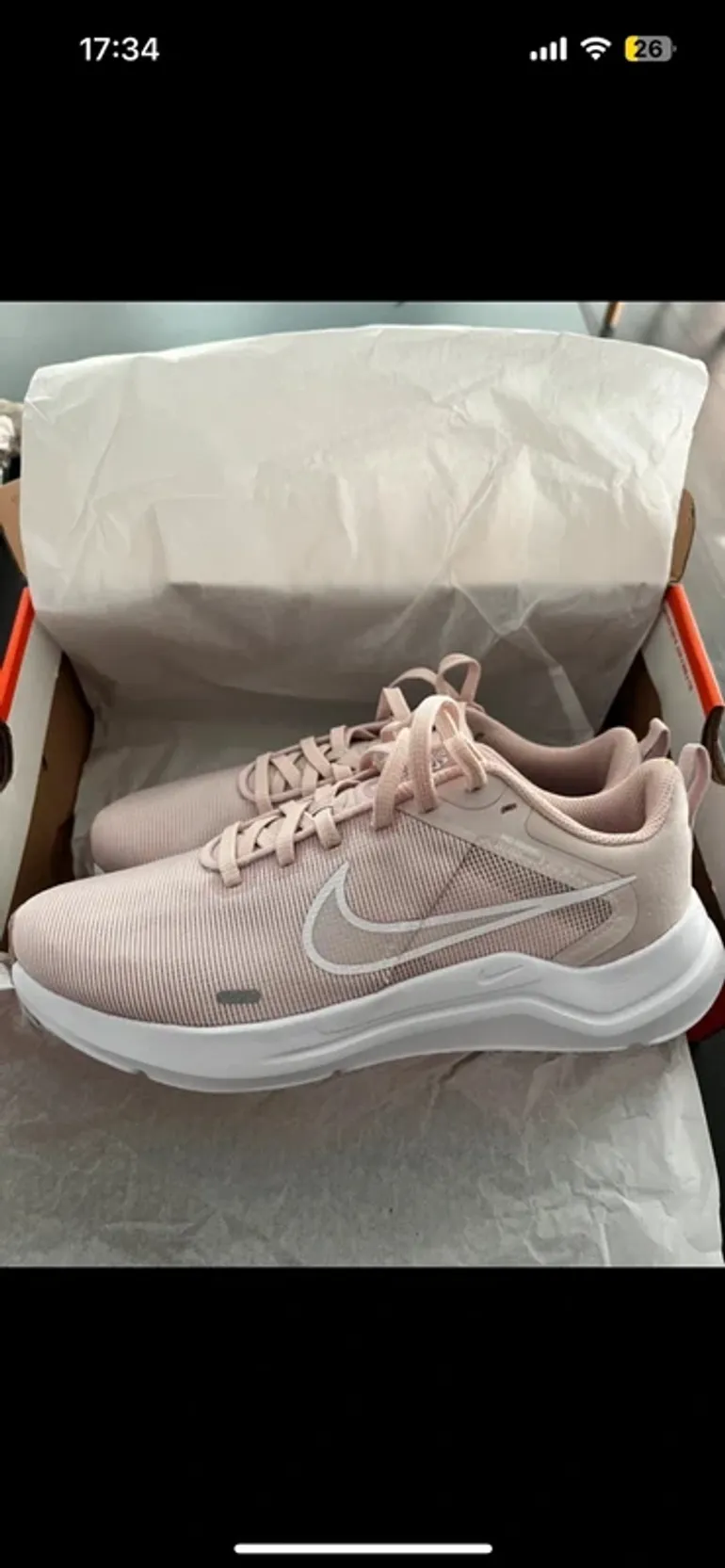 Used 100% Nike Running Shoes WMNS bike — image 2 of 7