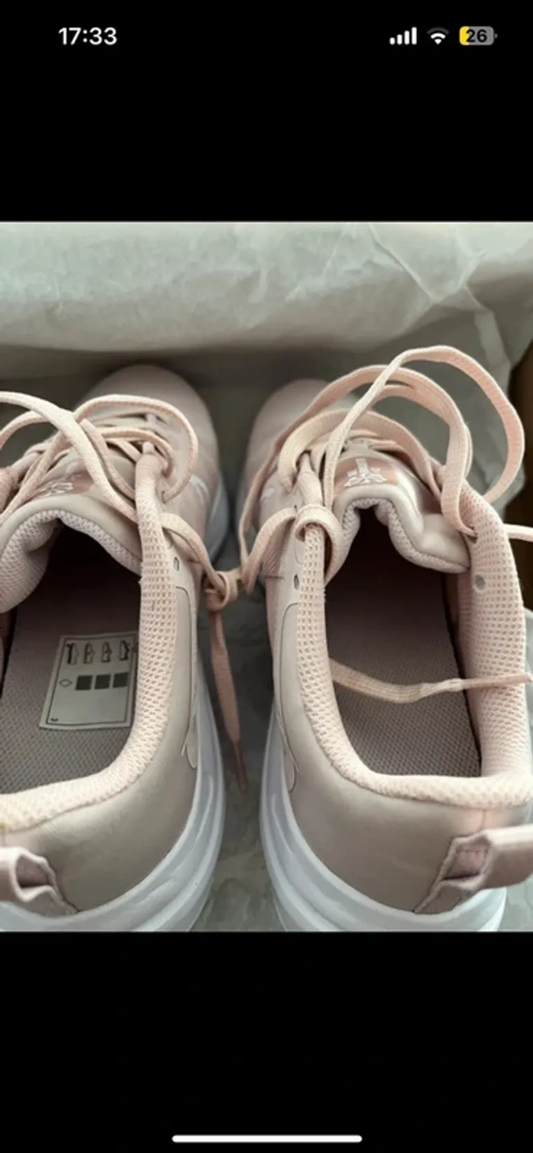 Used 100% Nike Running Shoes WMNS bike — image 4 of 7
