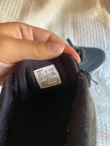 Used Asics Running Shoes bike — image 5 of 5