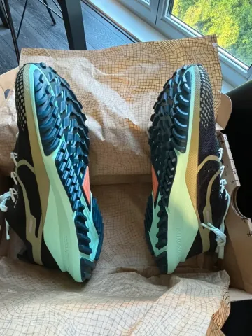 Used Nike Trail Running Shoes Wmns bike — image 3 of 8