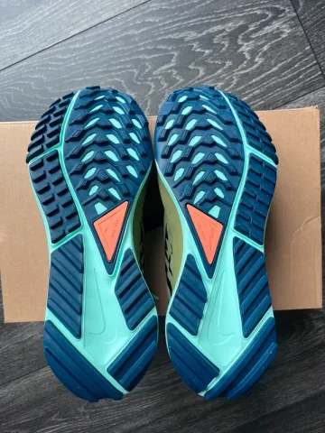 Used Nike Trail Running Shoes Wmns bike — image 7 of 8