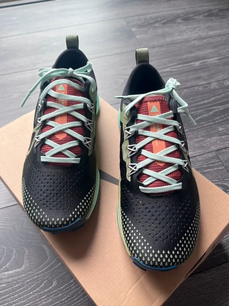 Used Nike Trail Running Shoes Wmns bike — image 5 of 8
