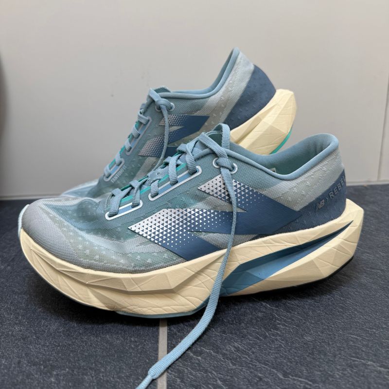 Używany New Balance FuelCell Rebel v4 Running Shoes